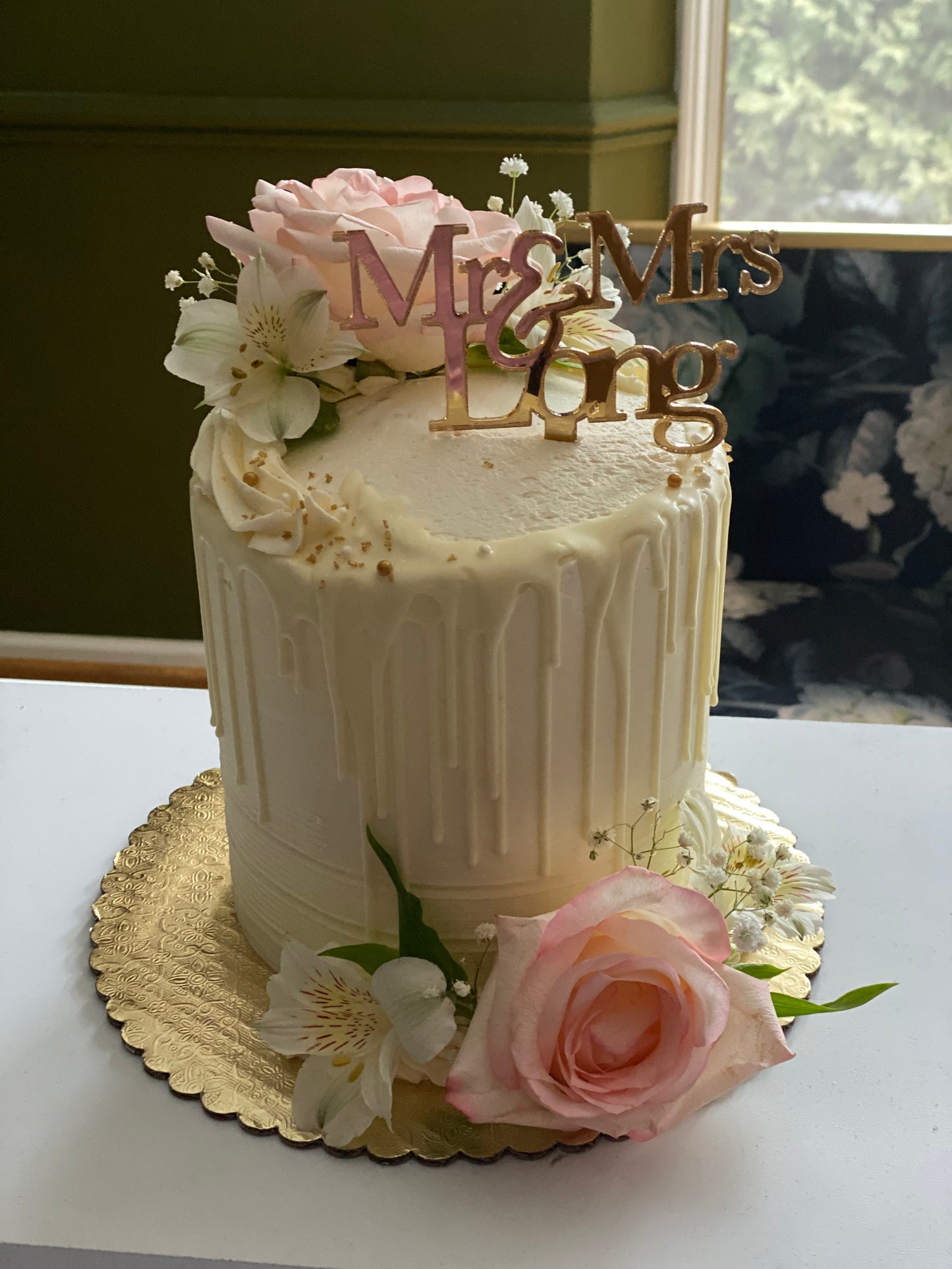 Wedding Cakes, Cupcakes & Dessert Displays