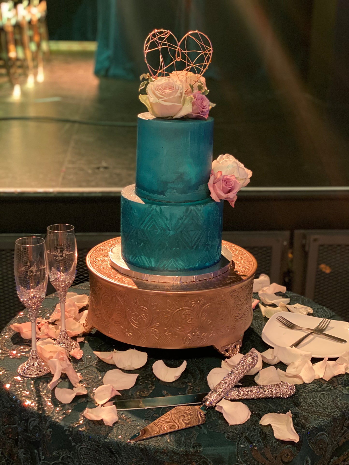 Wedding Cakes, Cupcakes & Dessert Displays