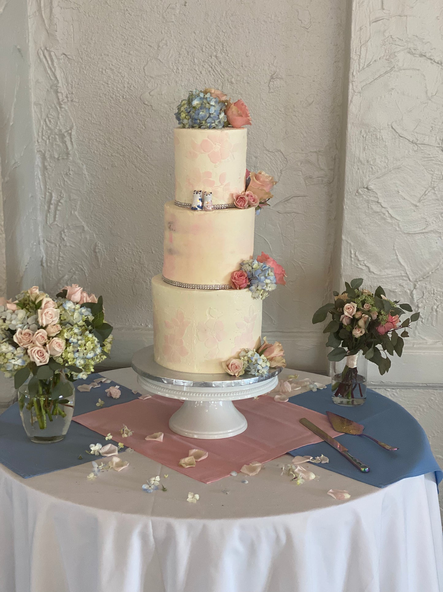 Wedding Cakes, Cupcakes & Dessert Displays